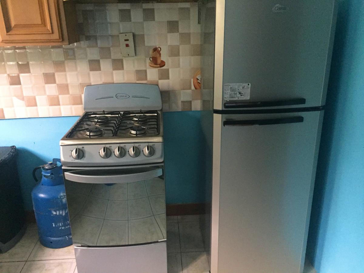 Yaad Hostel 蒙特哥贝 外观 照片