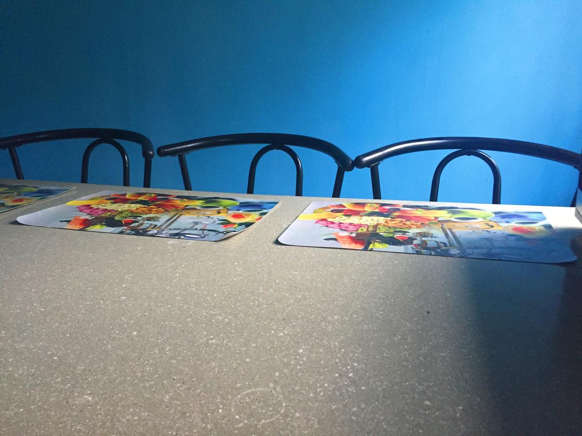 Yaad Hostel 蒙特哥贝 外观 照片