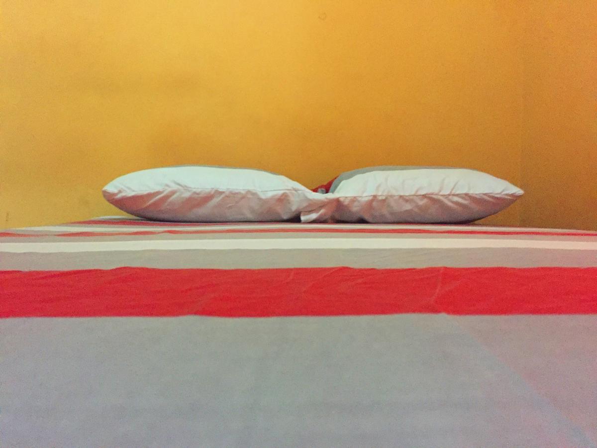 Yaad Hostel 蒙特哥贝 外观 照片